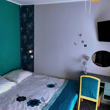 Pod Roza 住宿加早餐酒店 乌斯特卡